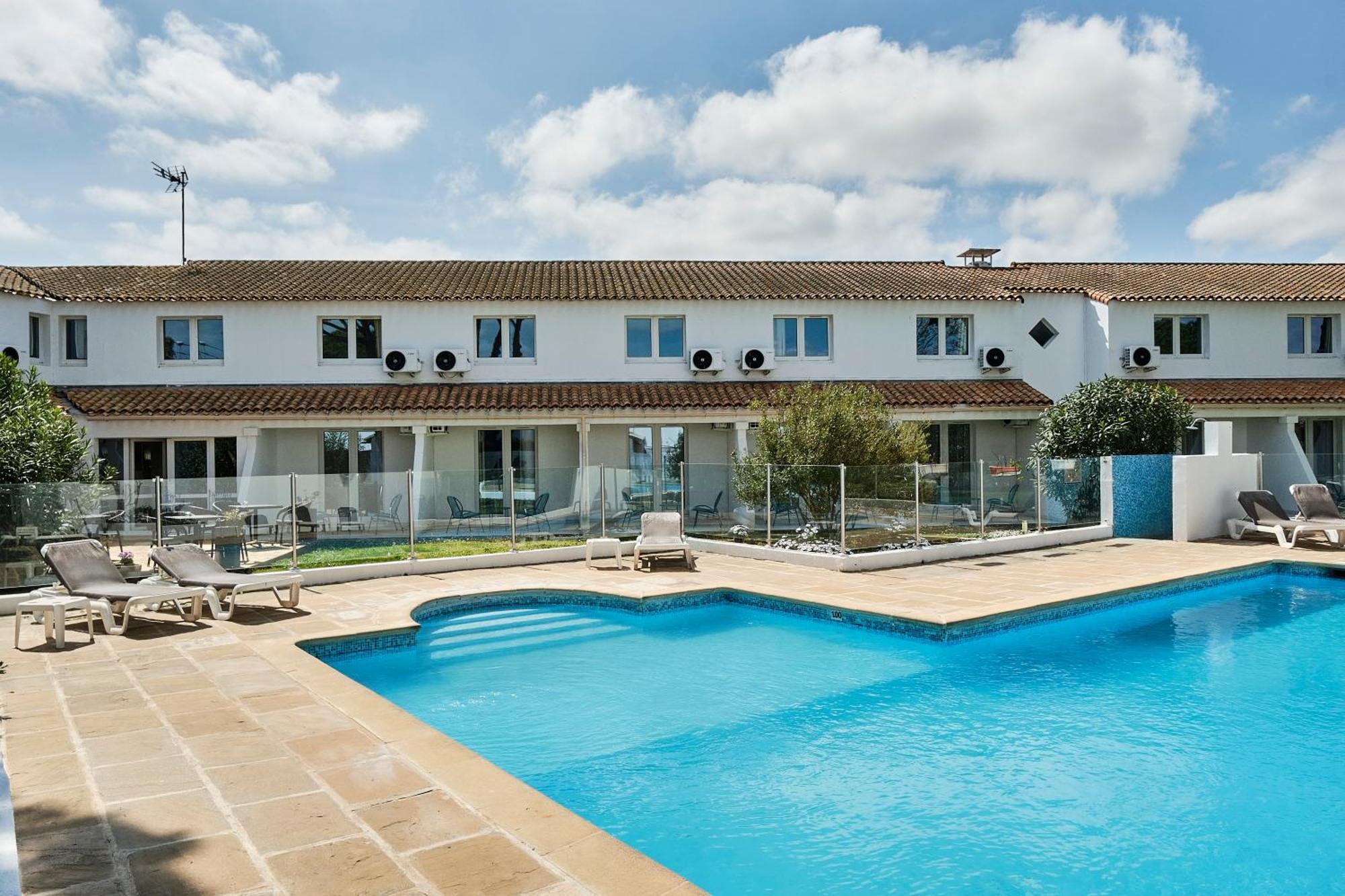 Artemia Aigues-Mortes - Hotel Avec Piscine Exterior foto