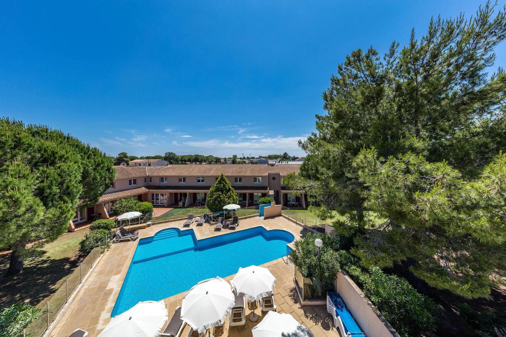 Artemia Aigues-Mortes - Hotel Avec Piscine Exterior foto
